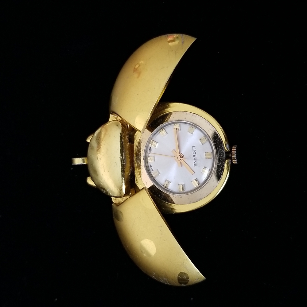 LUCERNE LADYBUG WATCH PENDANT
